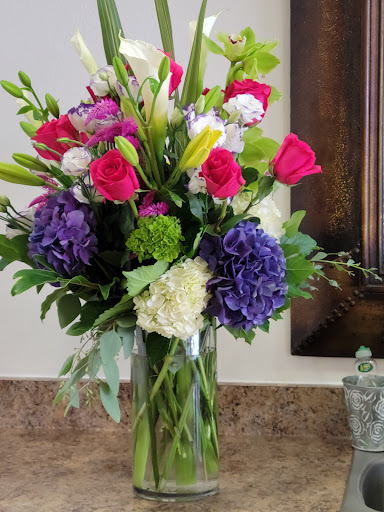 Florist «Artistic Florists», reviews and photos, 2925 College Ave # B1, Costa Mesa, CA 92626, USA