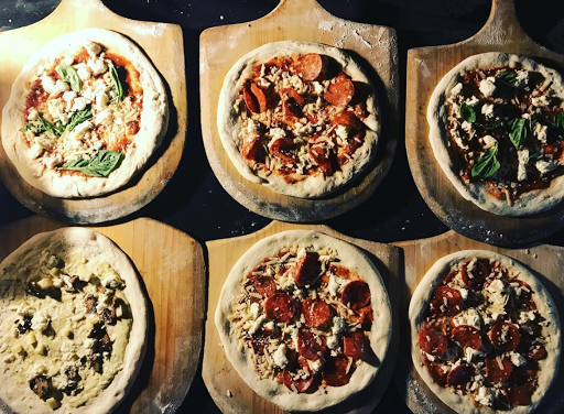 Pizza Restaurant «Urban Pie Los Angeles», reviews and photos, 4528 E Washington Blvd, Commerce, CA 90040, USA