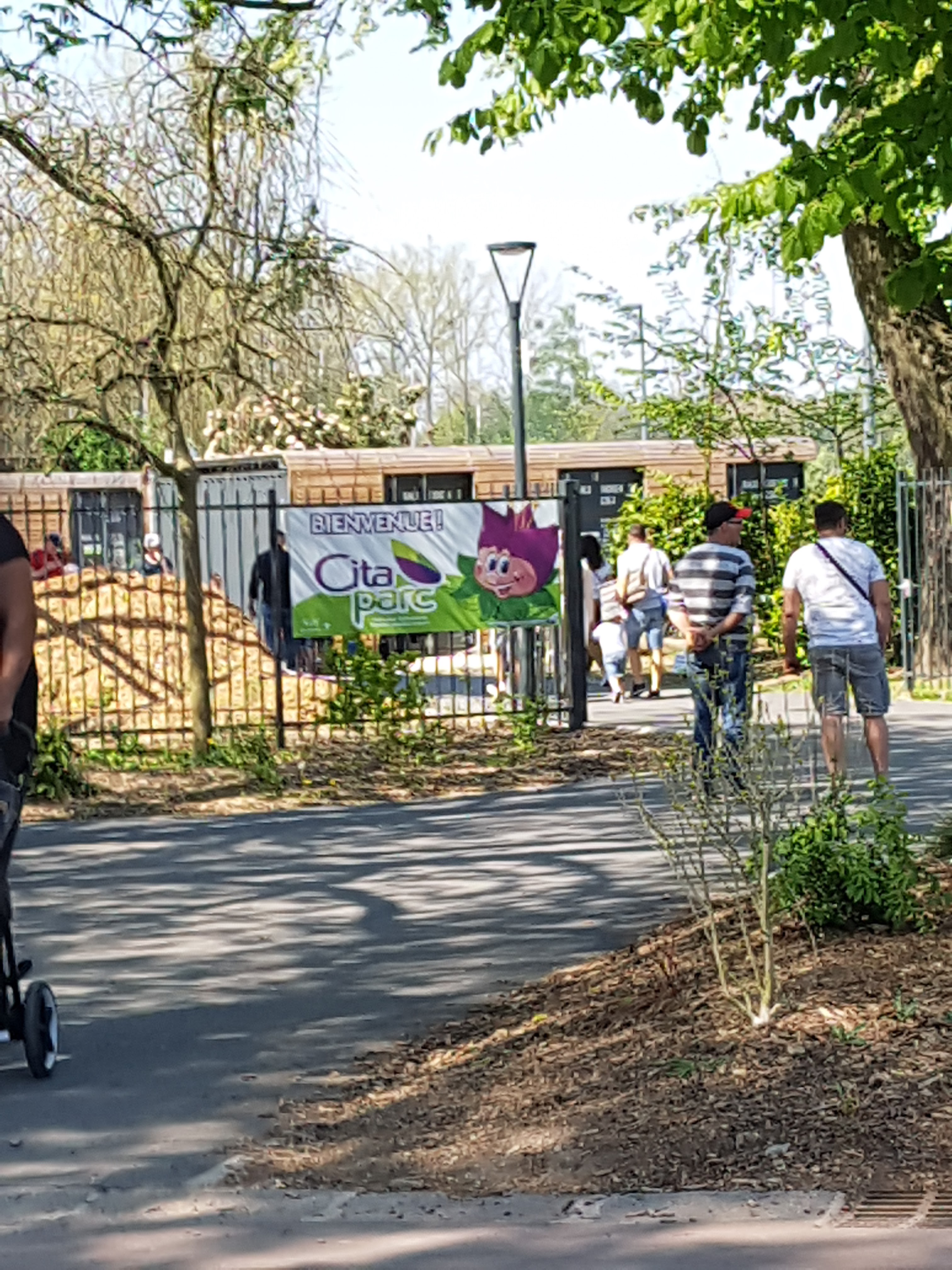 Photo n° 47 de l'avis de Celia.a fait le 30/04/2019 à 08:20