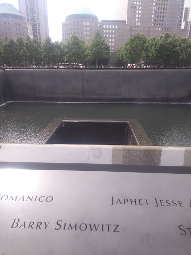 Stadium «Bears and Eagles Riverfront Stadium», reviews and photos, 450 Broad St, Newark, NJ 07102, USA