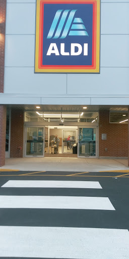 Supermarket «ALDI», reviews and photos, 693 Farmington Ave, New Britain, CT 06053, USA