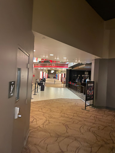 Movie Theater «AMC Loews Liberty Tree Mall 20», reviews and photos, 100 Independence Way, Danvers, MA 01923, USA