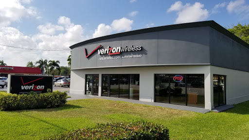 Cell Phone Store «Verizon Authorized Retailer – Cellular Sales», reviews and photos, 715 E Hallandale Beach Blvd, Hallandale Beach, FL 33009, USA