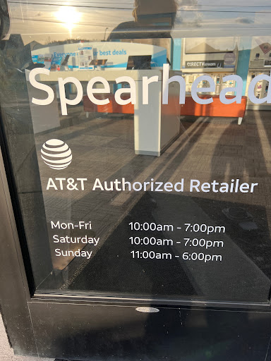 Cell Phone Store «AT&T», reviews and photos, 1900 McLoughlin Blvd #200b, Oregon City, OR 97045, USA