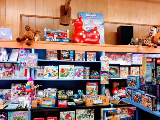 Toy Store «Alakazam Toys & Gifts», reviews and photos, 100 E Main St, Charlottesville, VA 22902, USA