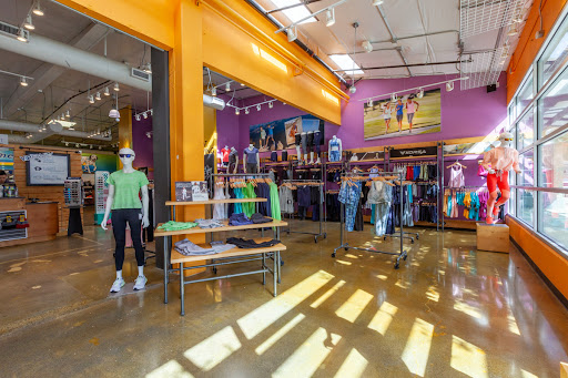 Running Store «Road Runner Sports», reviews and photos, 1326 Tenth Street, Berkeley, CA 94710, USA