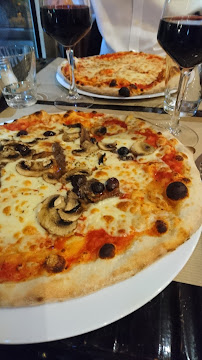 Pizza du Restaurant Le Lodge à Nice - n°14