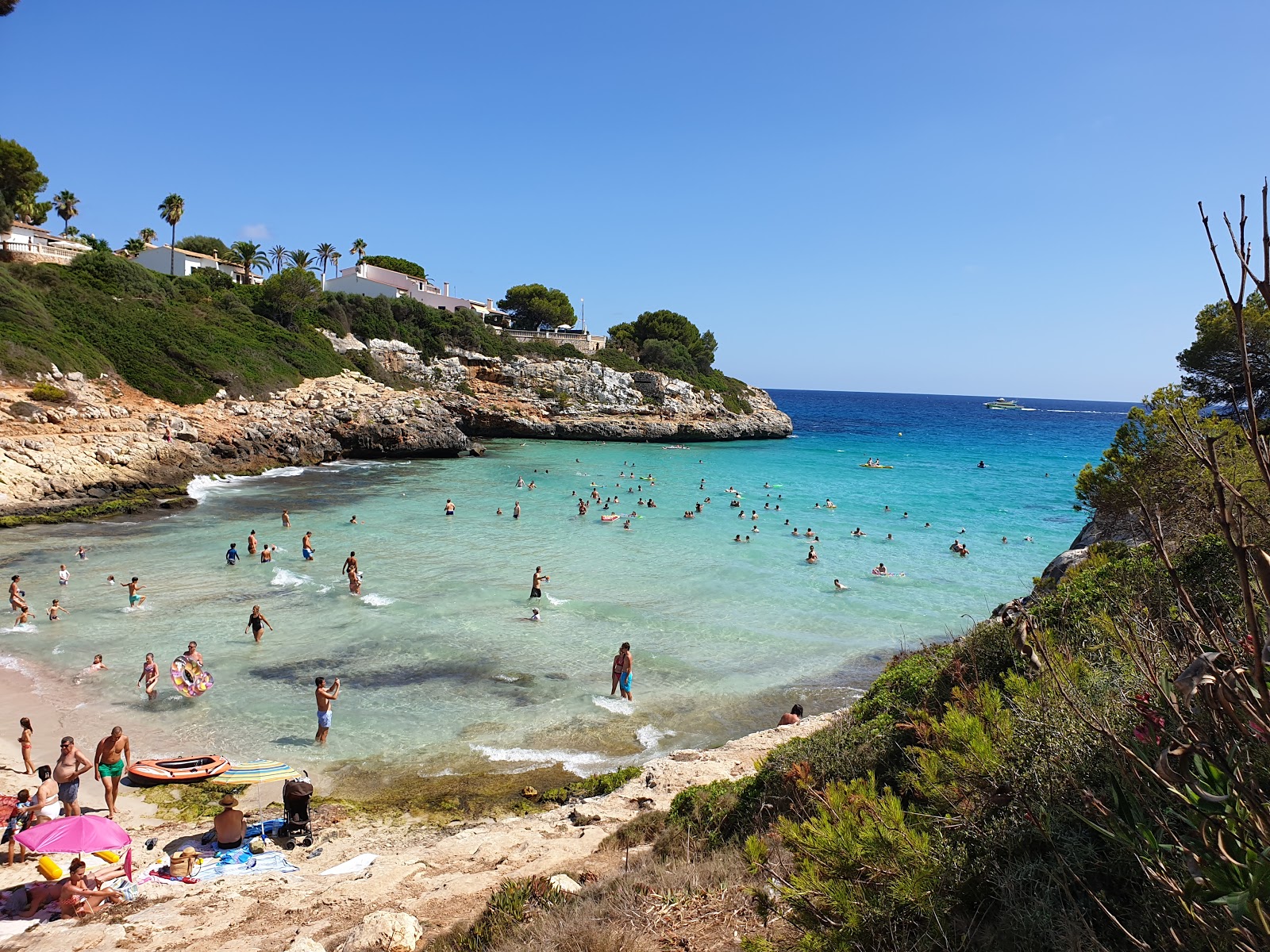 Platja Cala Anguila Beach On The Map With Photos And Reviews Beachsearcher Com