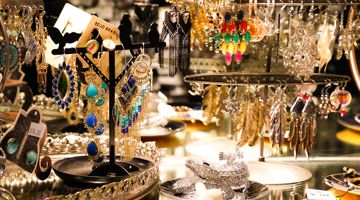 Gift Shop «Silver Spider», reviews and photos, 117 1/2 1st St NW, Mt Vernon, IA 52314, USA