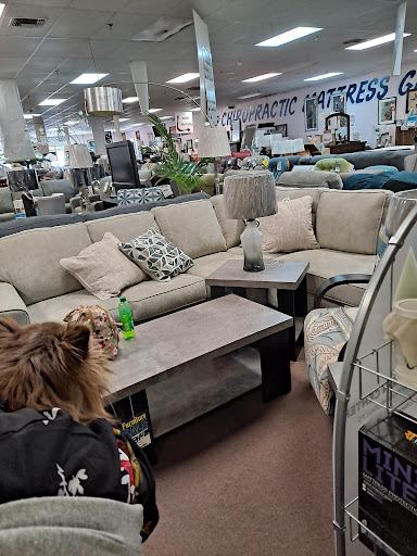 Furniture Wholesaler «The Original Discount Furniture», reviews and photos, 2822 US-1, Fort Pierce, FL 34982, USA