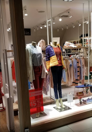 Opiniones de Allie Montevideo Shopping en Atlántida - Tienda de ropa