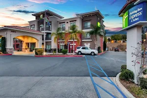 Holiday Inn Express & Suites Lake Elsinore, an IHG Hotel image