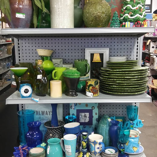 Thrift Store «Goodwill», reviews and photos, 557 N Azusa Ave, West Covina, CA 91791, USA