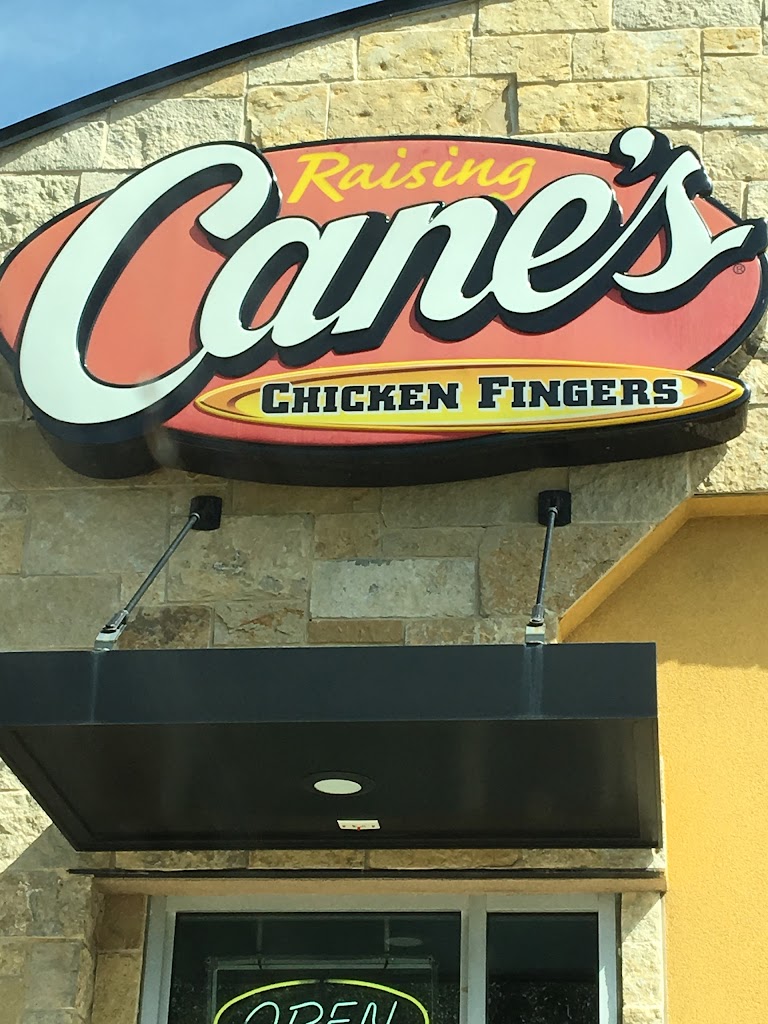 Raising Cane's Chicken Fingers 75070