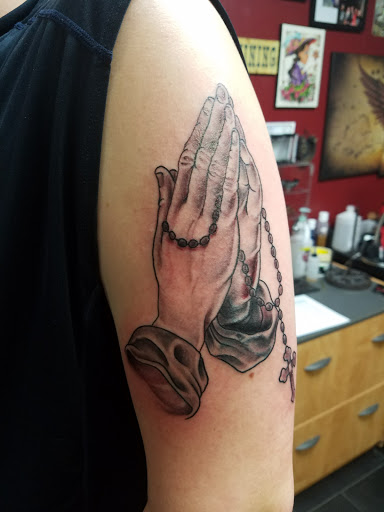 Tattoo Shop «All American Tattoo Co», reviews and photos, 2805 Fort Campbell Blvd, Clarksville, TN 37042, USA