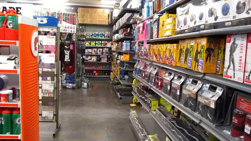 Sporting Goods Store «Big 5 Sporting Goods - Lakewood», reviews and photos, 5247 Lakewood Blvd, Lakewood, CA 90712, USA