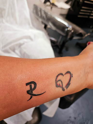 Explore bald eagle tattoo ideas, creative tattoo ideas in Culver City, available at Alium Tattoo Studio