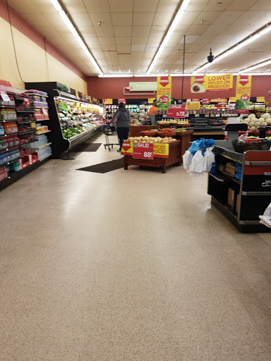 Supermarket «Giant Eagle Supermarket», reviews and photos, 15400 W High St, Middlefield, OH 44062, USA