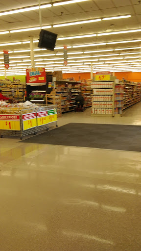Grocery Store «H-E-B Grocery», reviews and photos, 3500 Leopard St, Corpus Christi, TX 78408, USA