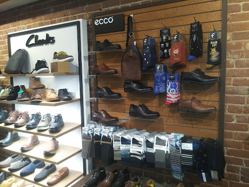 Shoe Store «Shoe Hutch», reviews and photos, 251 SW Madison Ave, Corvallis, OR 97333, USA