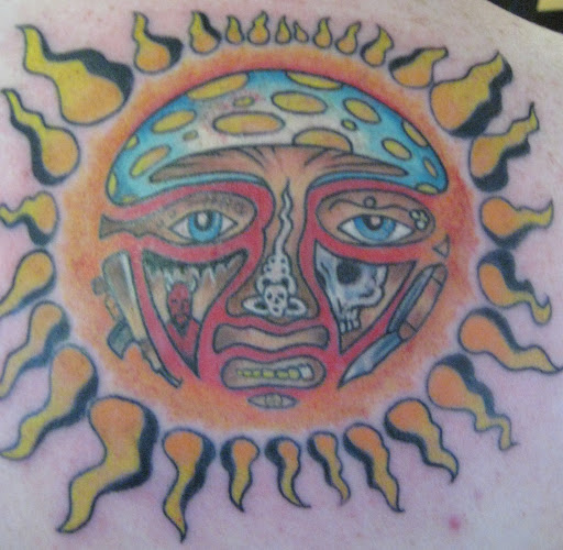 Tattoo Shop «Lady Luck Tattoo Studio», reviews and photos, 220 N Benton St, Woodstock, IL 60098, USA