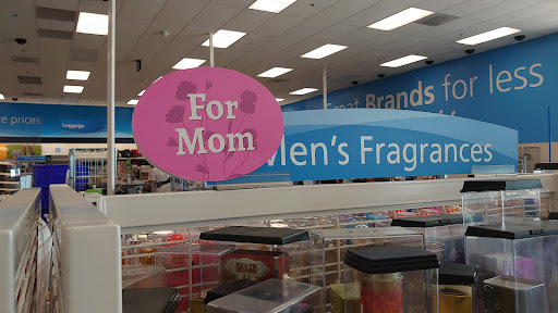 Clothing Store «Ross Dress for Less», reviews and photos, 7338 Gall Blvd, Zephyrhills, FL 33541, USA