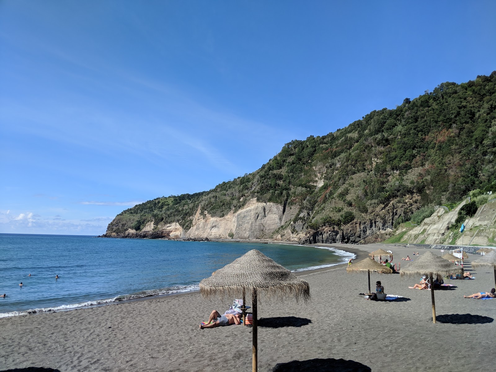 Foto von Praia do Fogo mit grauer sand Oberfläche