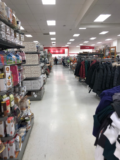 Department Store «T.J. Maxx», reviews and photos, 200 S Main St, West Lebanon, NH 03784, USA