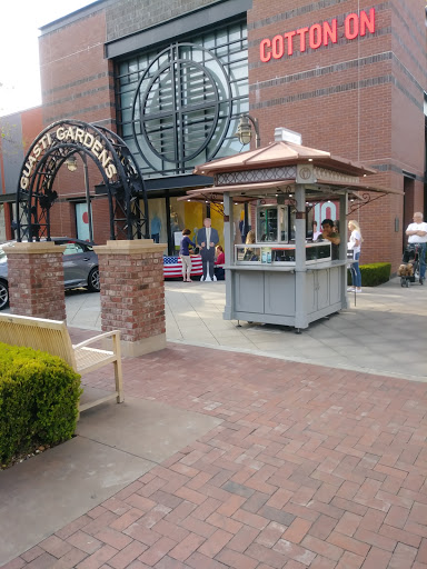 Clothing Store «Victoria Gardens», reviews and photos, 12505 N Main St, Rancho Cucamonga, CA 91739, USA