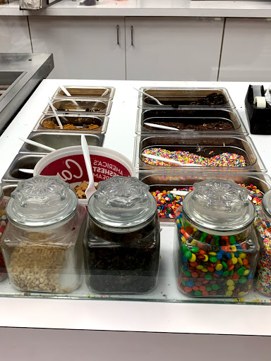 Ice Cream Shop «Carvel», reviews and photos, 12224 SW 8th St, Miami, FL 33184, USA