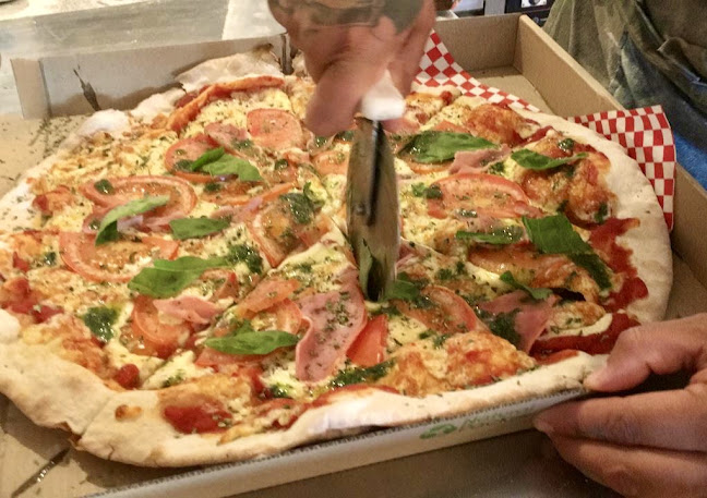 Livin La Pizza Loca Pichilemu - Pizzeria