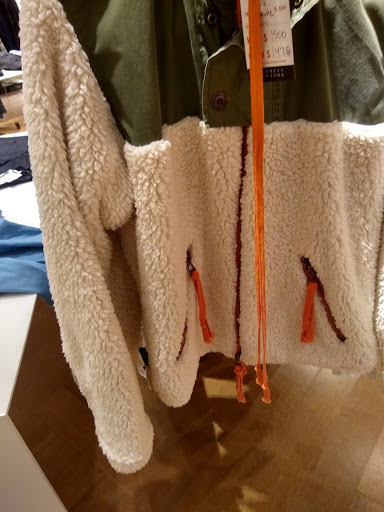 Department Store «Barneys New York, Copley Place», reviews and photos, 100 Huntington Ave, Boston, MA 02116, USA