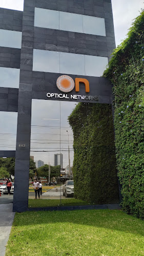 Opiniones de Data Center Perú - Optical Networks en San Isidro - Óptica