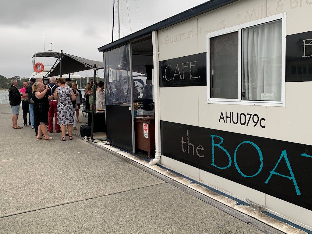The Boat Shed Cafe & Boat Hire Soldiers Point Marina 2317
