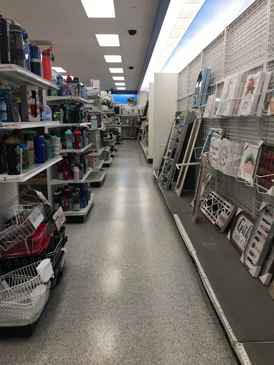 Clothing Store «Ross Dress for Less», reviews and photos, 5820 Lakewood Towne Center Blvd SW, Lakewood, WA 98499, USA