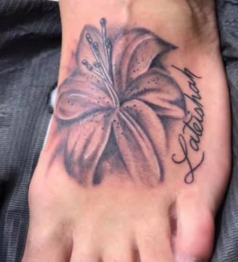 Explore mom name tattoo ideas, creative tattoo ideas in Stevens Point, available at Black Rabbit Tattooing