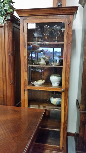 Furniture Store «Timeless Treasures Home Consignment», reviews and photos, 4554 Broad St #120, San Luis Obispo, CA 93406, USA