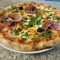 Plats et boissons du Pizzas à emporter Mia Pizza à Villers-Farlay - n°3
