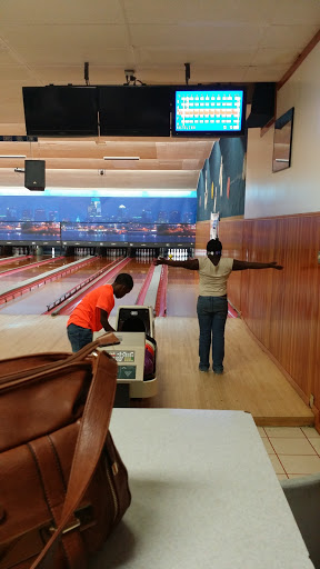 Bowling Alley «Thunderbird Lanes», reviews and photos, 5830 Castor Ave, Philadelphia, PA 19149, USA