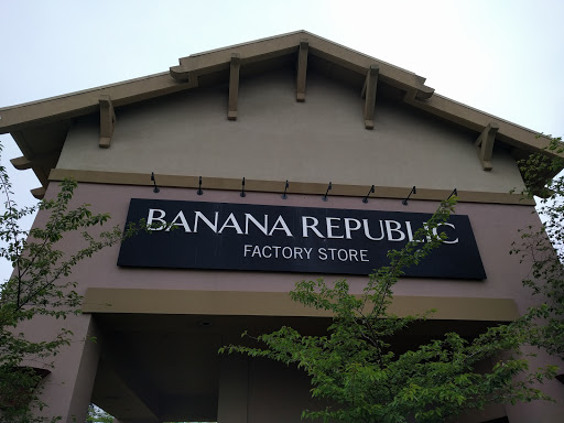 Clothing Store «Banana Republic», reviews and photos, 1001 N Arney Rd, Woodburn, OR 97071, USA