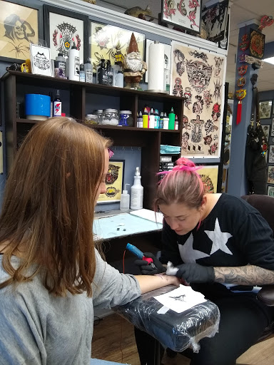 Tattoo Shop «Two Headed Dog Tattoo Studio», reviews and photos, 189 Changebridge Rd #3, Montville, NJ 07045, USA