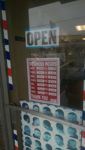 Barber Shop «Tujunga Barber Shop», reviews and photos, 6651 Foothill Blvd, Tujunga, CA 91042, USA
