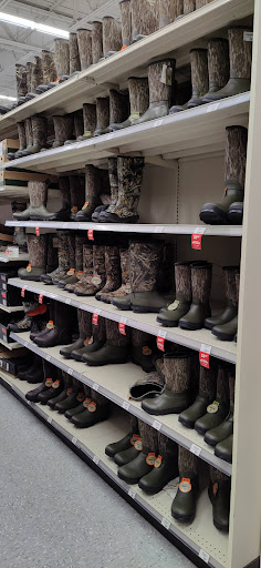 Sporting Goods Store «Academy Sports + Outdoors», reviews and photos, 610 El Camino Alto Drive, Springfield, MO 65810, USA