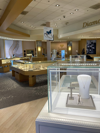 Jewelry Store «Jared The Galleria of Jewelry», reviews and photos, 12430 E Foothill Blvd, Rancho Cucamonga, CA 91739, USA