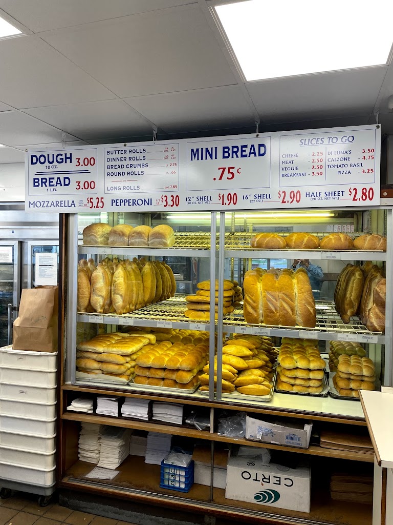 Di Lauro's Bakery and Pizza 13208