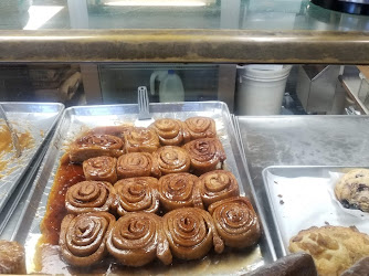 Cinnamon Roll Place