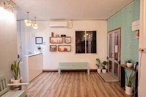 N&K Salon, New Lamka image