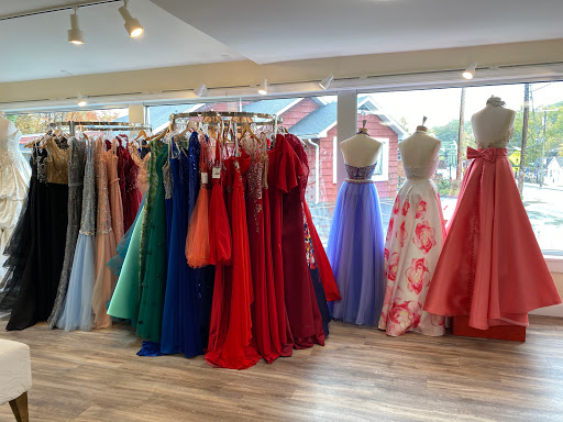 Clothing Alteration Service «Tailoring & Bridal by Tasia», reviews and photos, 244 Main St A, Farmington, CT 06032, USA