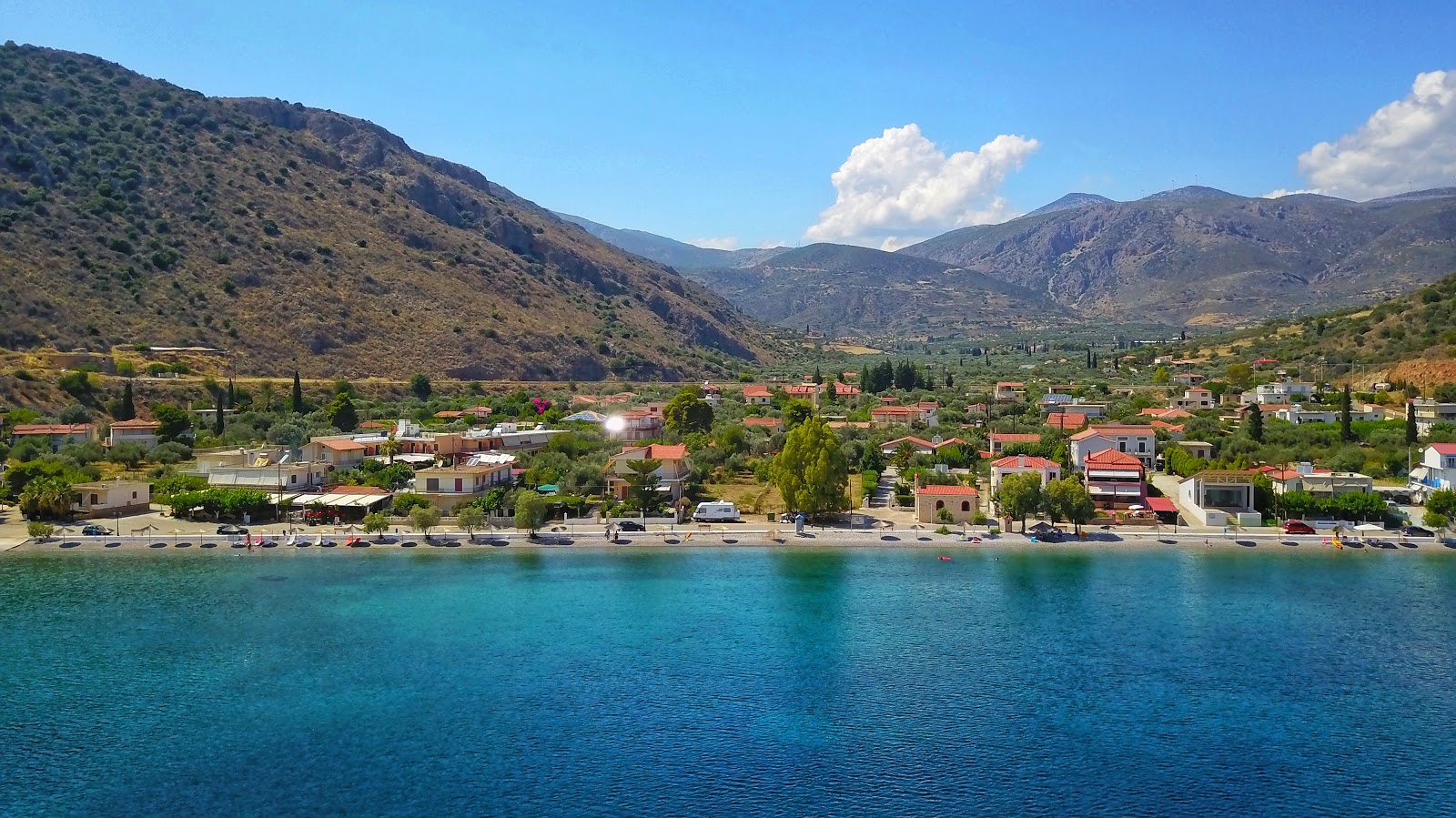 Foto av Agios Panton beach - populär plats bland avkopplingskännare