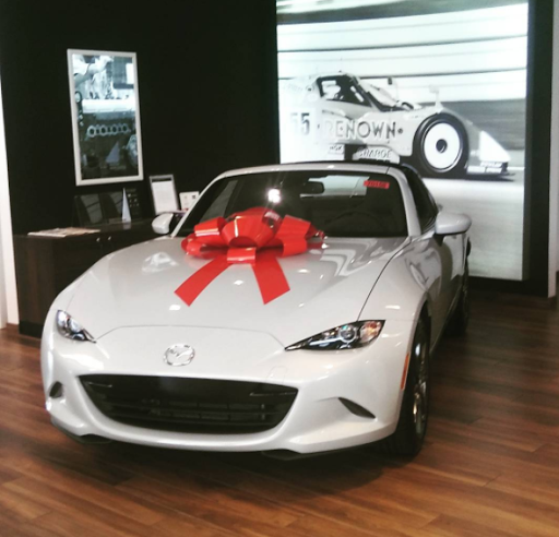 Mazda Dealer «Mazda of Valley Stream», reviews and photos, 676 W Merrick Rd, Valley Stream, NY 11580, USA
